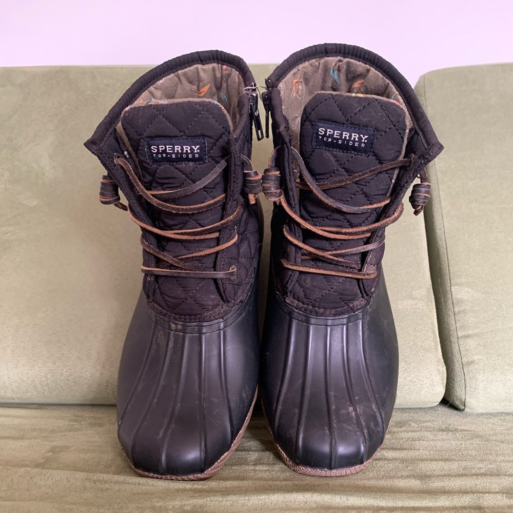 Sperry women’s saltwater rain boots